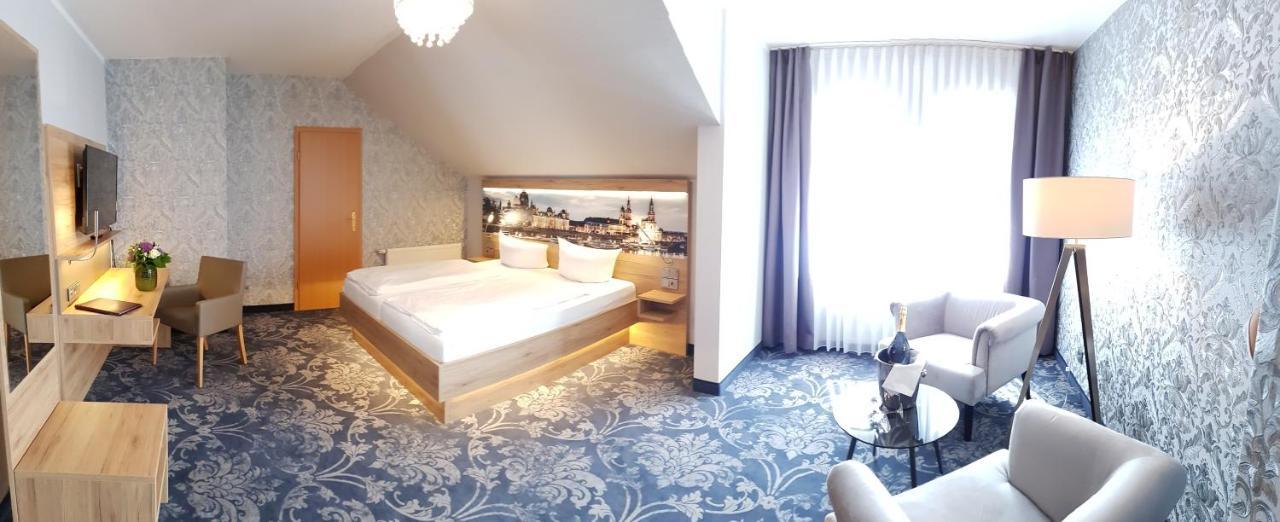 Hotel Schwarzer Adler 스탕달 외부 사진