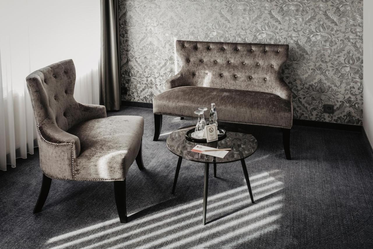 Hotel Schwarzer Adler 스탕달 외부 사진